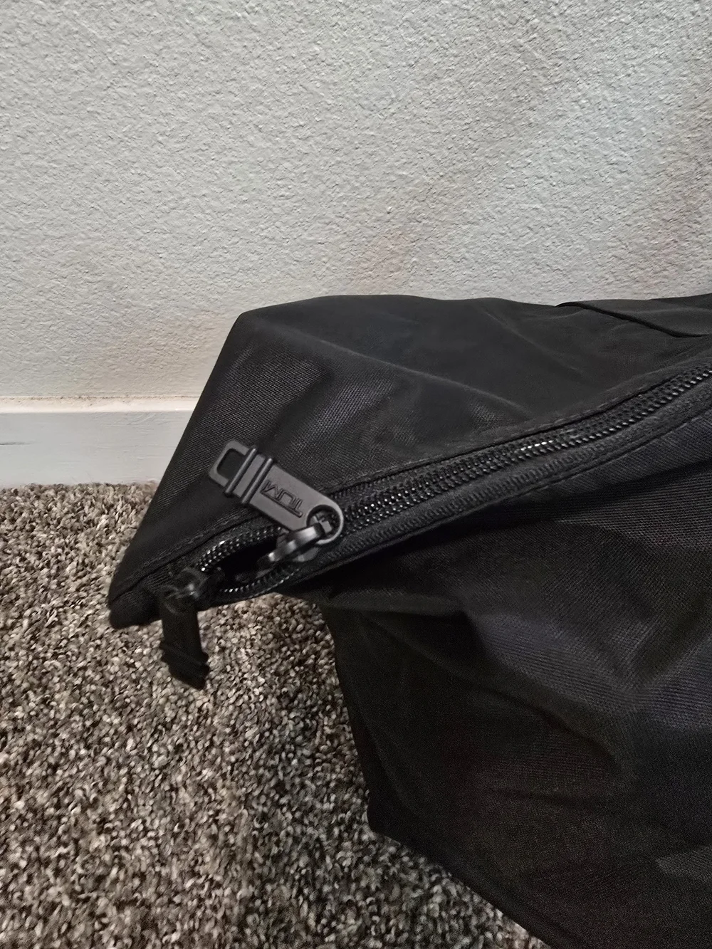 TUMI Black Nylon Travel Tote – Men's Carryall